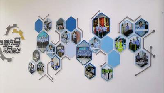 木里文化墙最常见的做法。